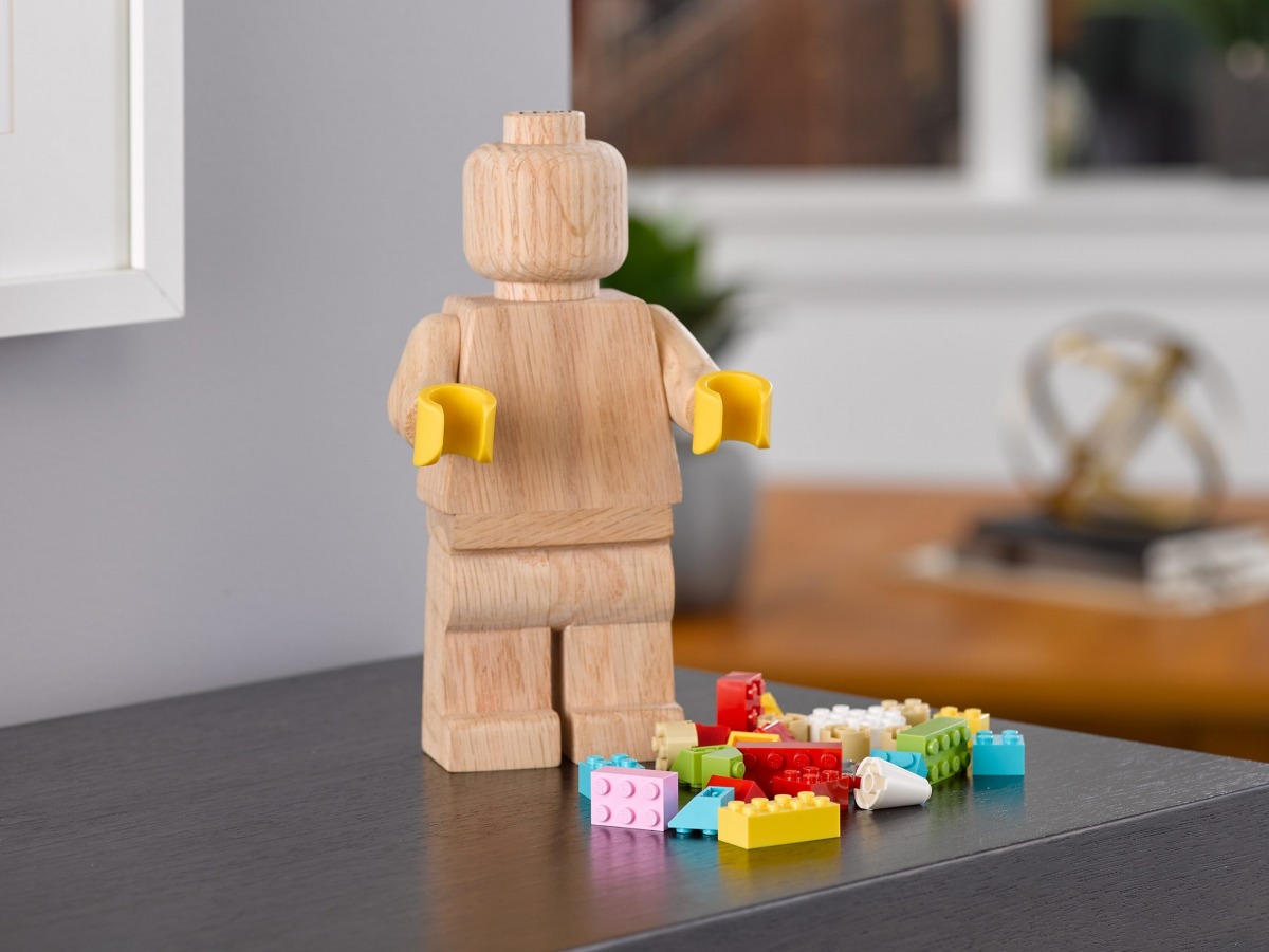 lego 853967 holz minifigur scaled